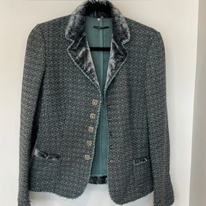 Elie Tahari blazer